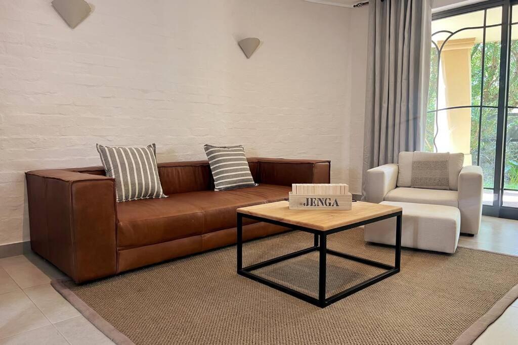 Beautiful Apartment Across From The Beach Cidade Do Cabo Exterior foto