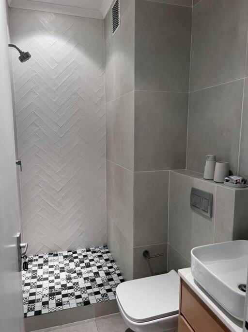 Beautiful Apartment Across From The Beach Cidade Do Cabo Exterior foto