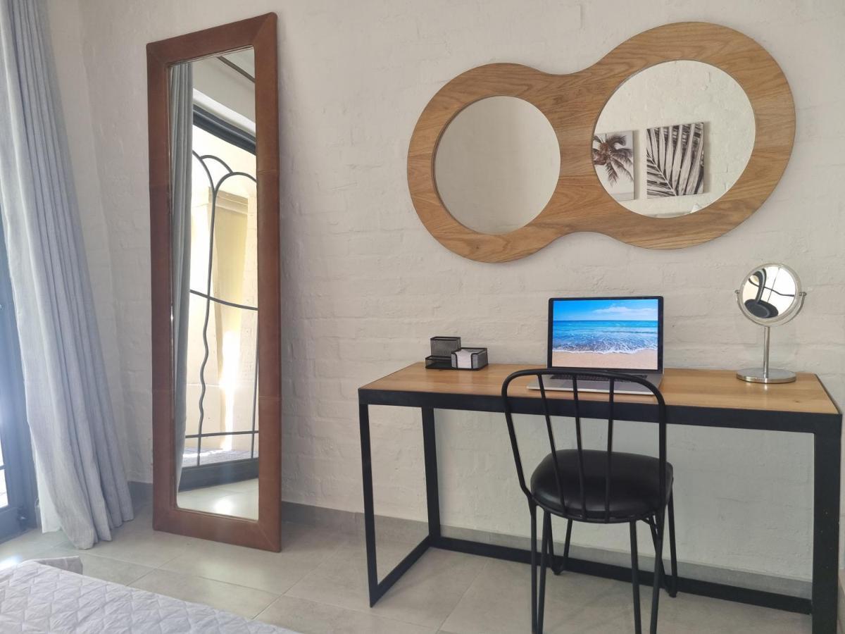 Beautiful Apartment Across From The Beach Cidade Do Cabo Exterior foto